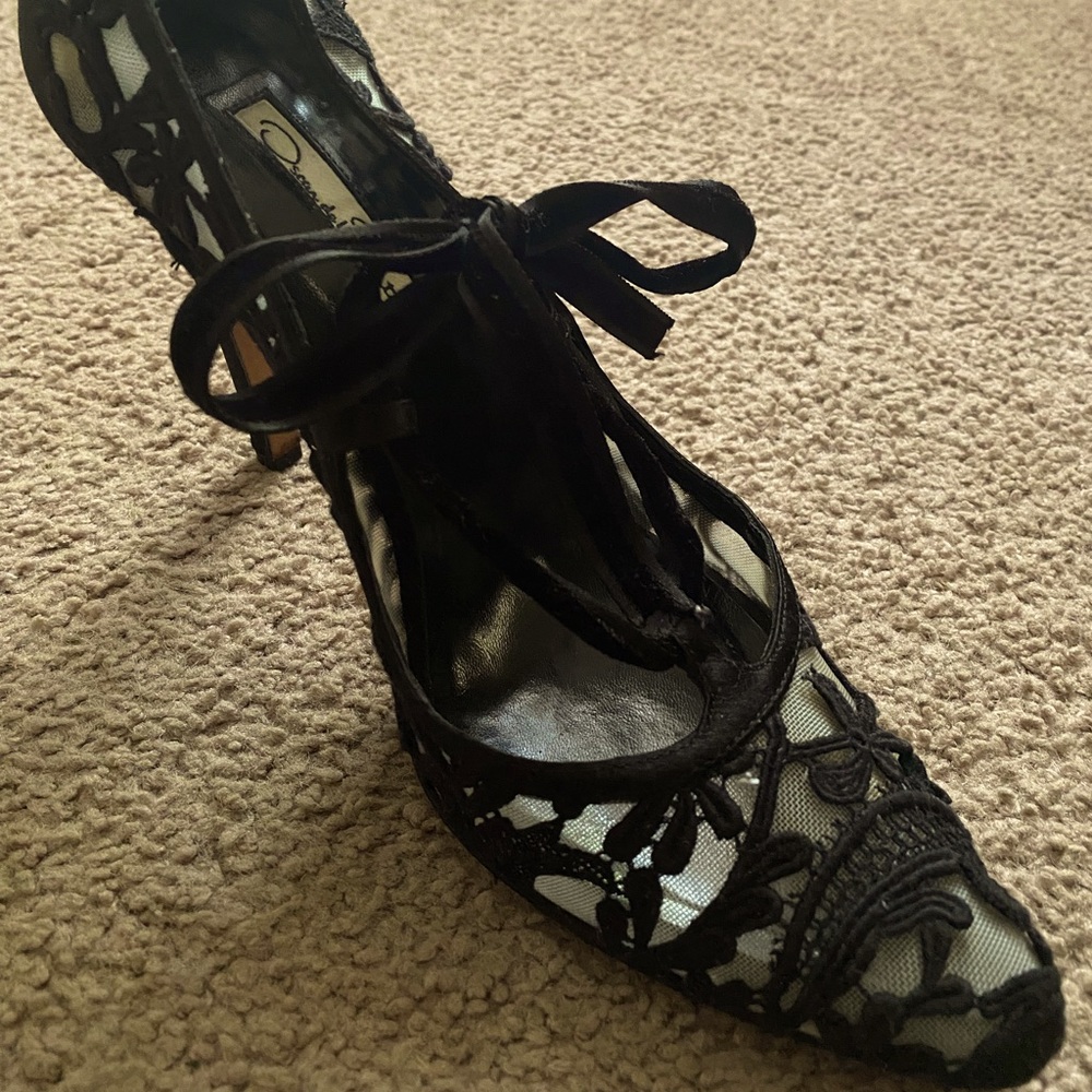 STUNNING Oscar de la Renta heels